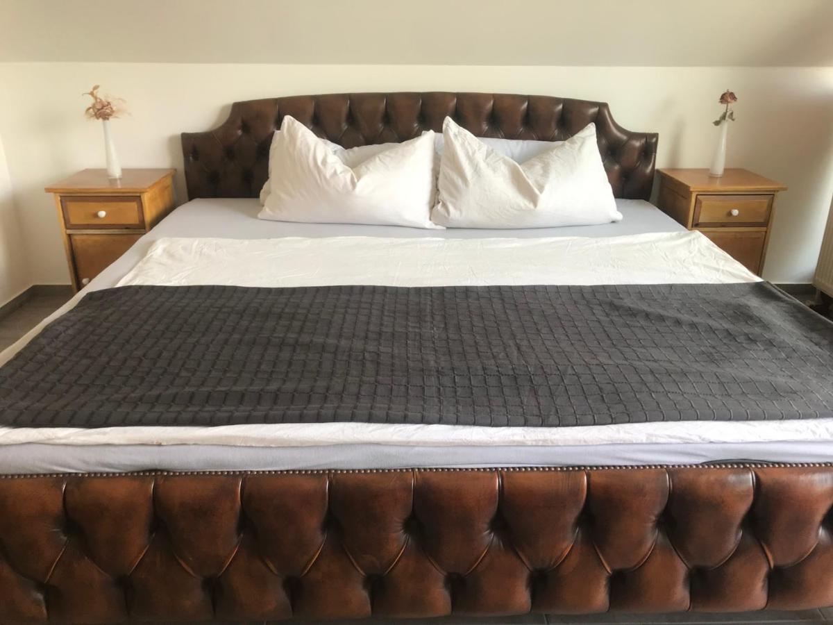 The Vorbner Inn Düsseldorf Buitenkant foto